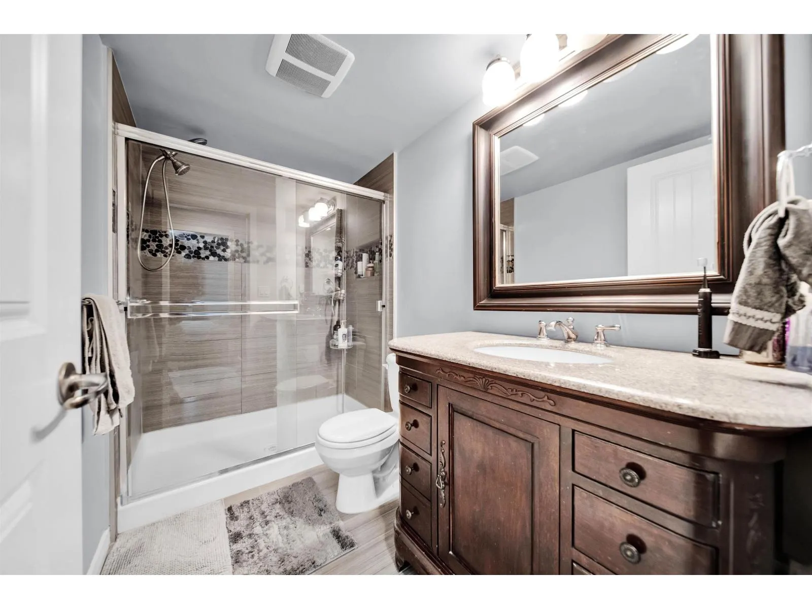 209 2955 DIAMOND CRESCENT