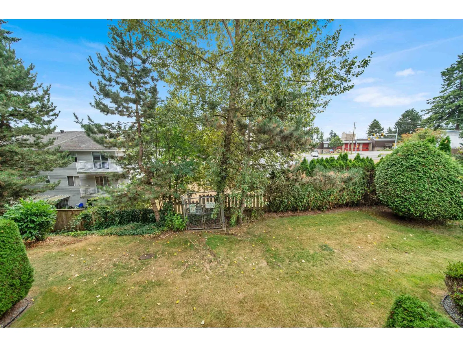 209 2955 DIAMOND CRESCENT