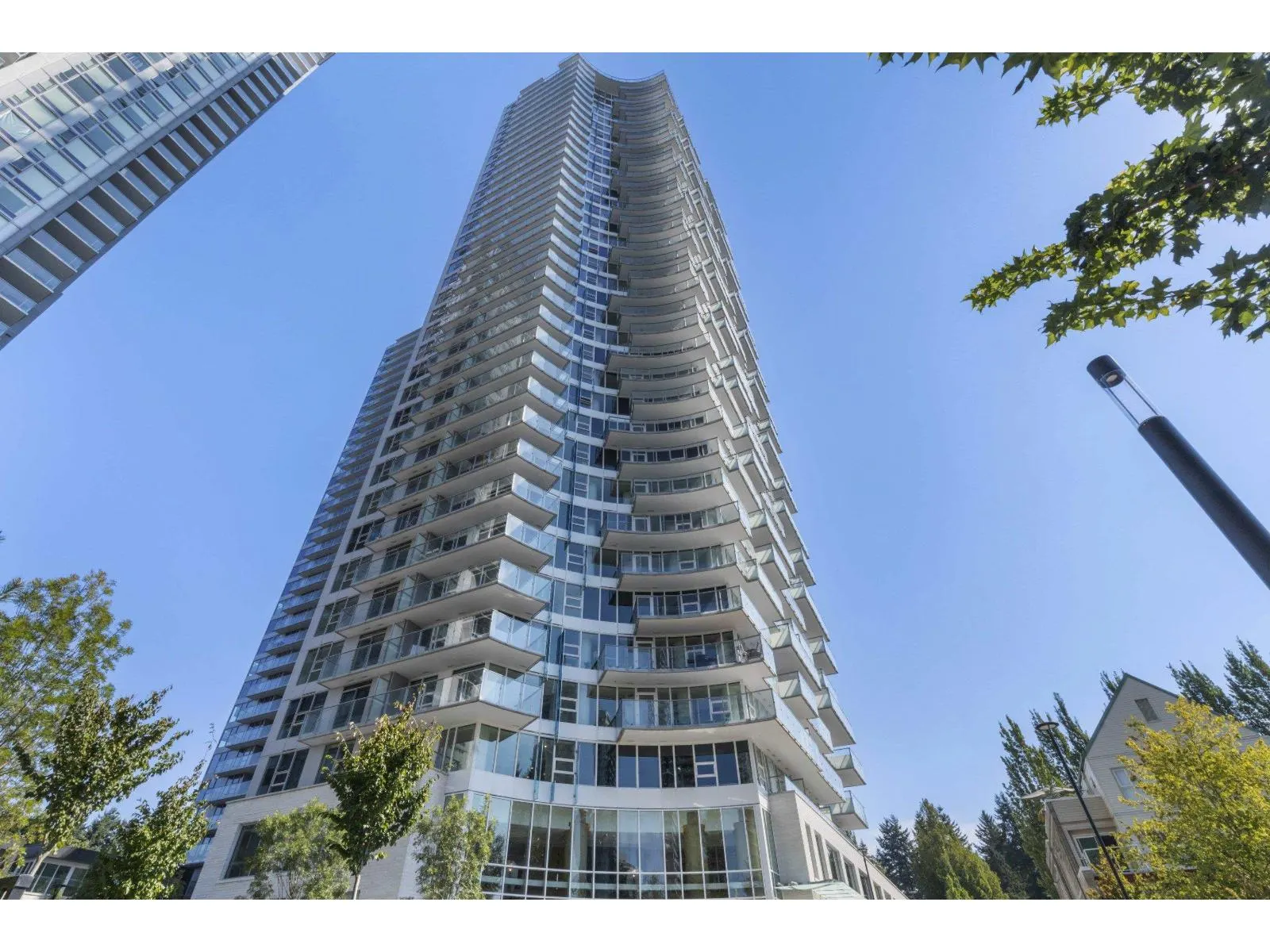 408 13768 100 AVENUE