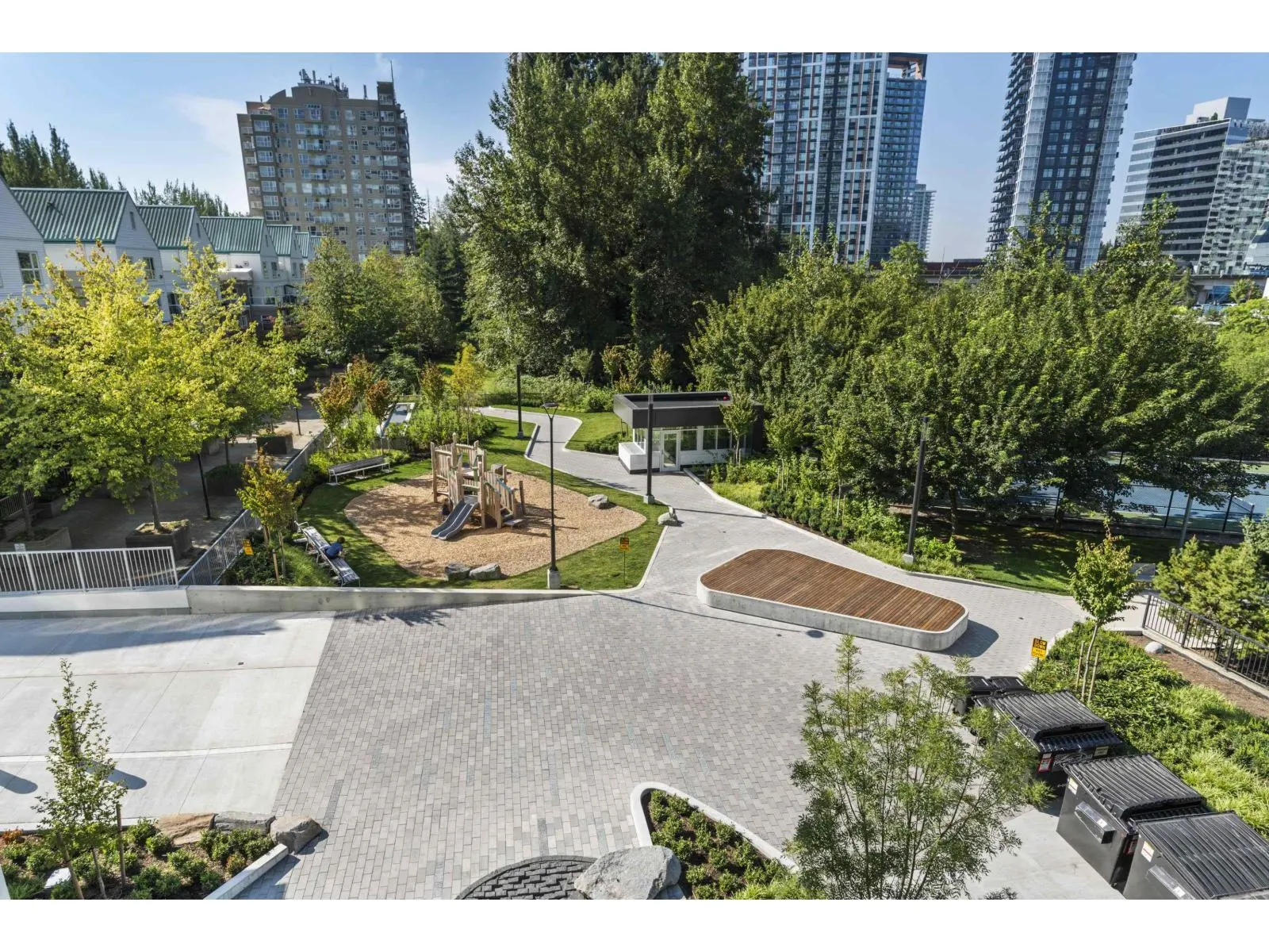 408 13768 100 AVENUE
