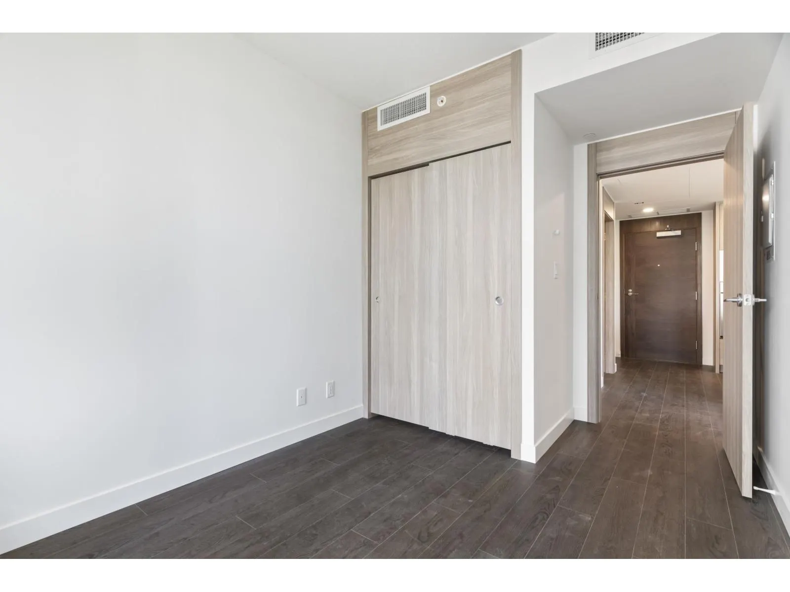 408 13768 100 AVENUE