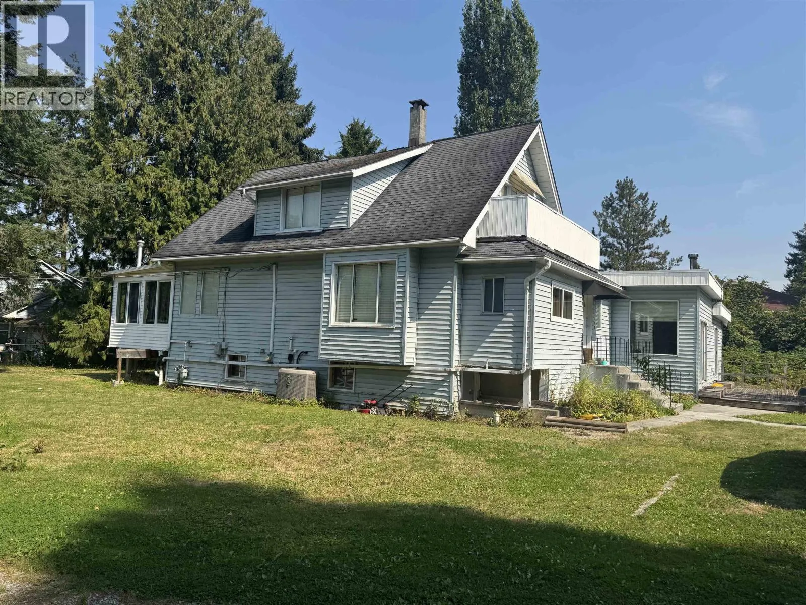 22032-22034 124TH AVENUE