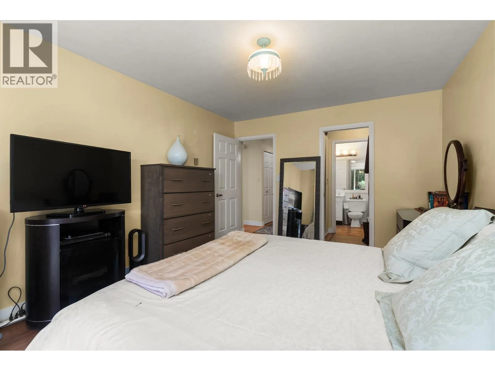 13 699 DOUGALL ROAD