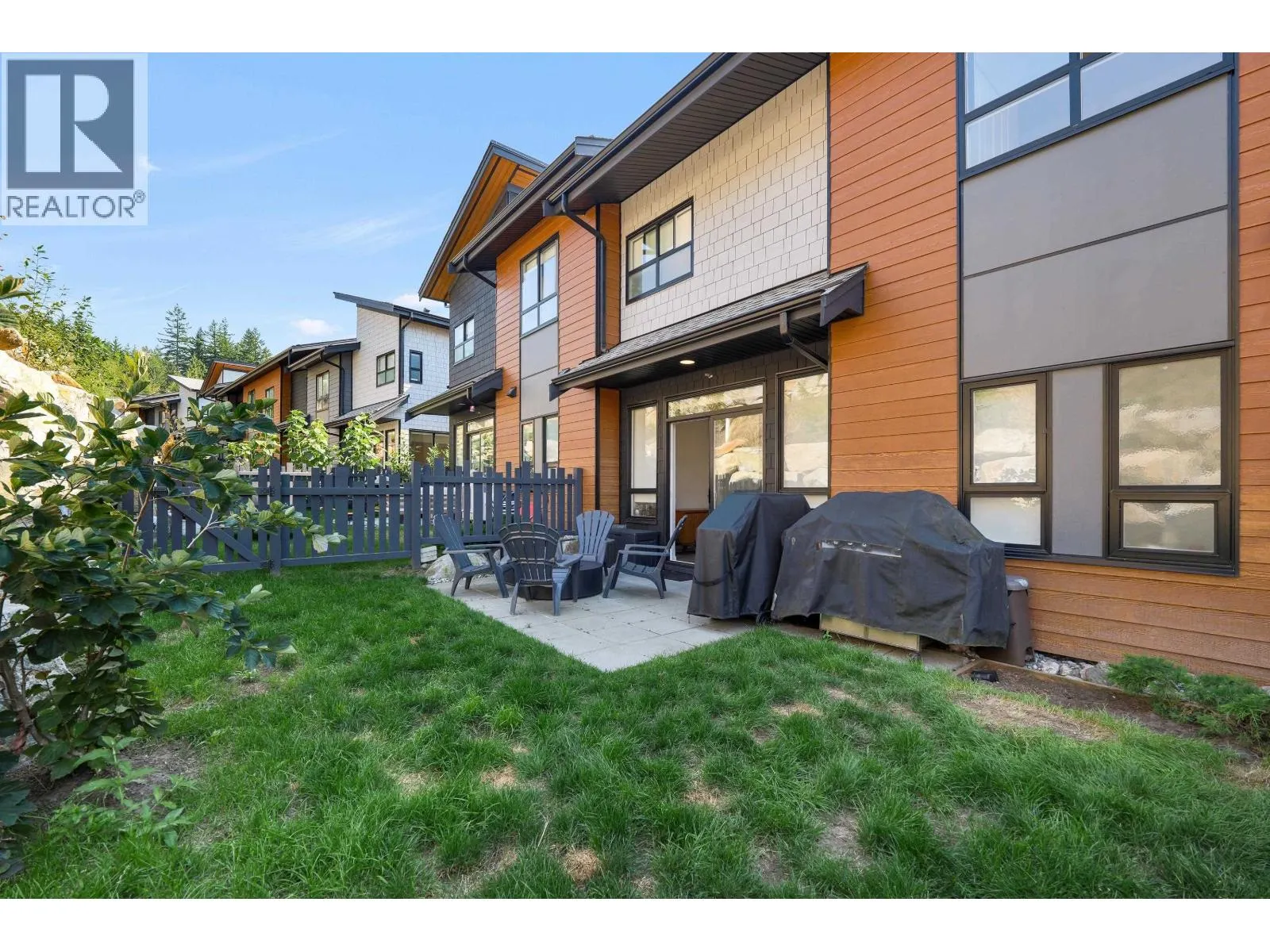 41224 HIGHLINE PLACE
