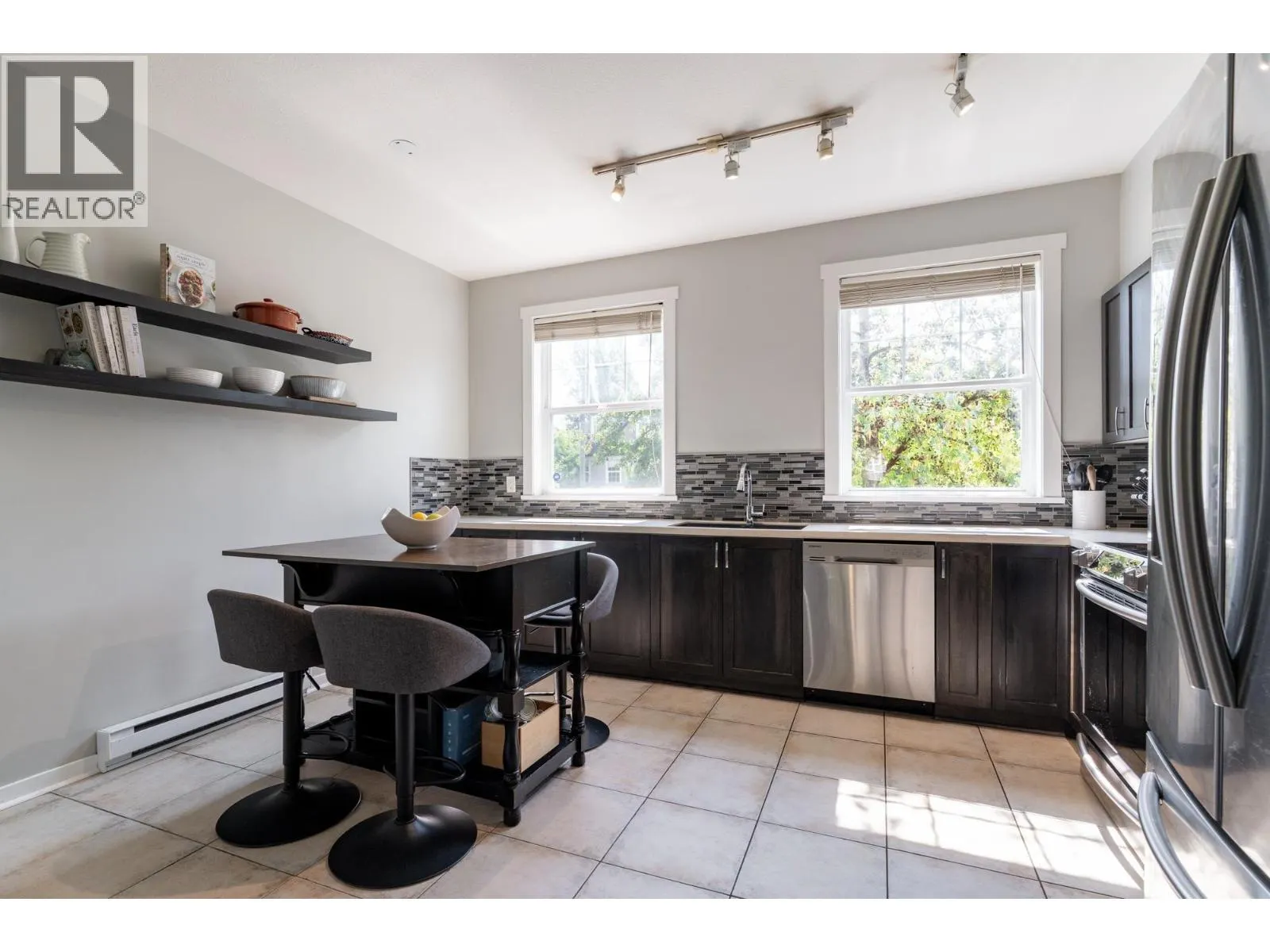 34 11067 BARNSTON VIEW ROAD