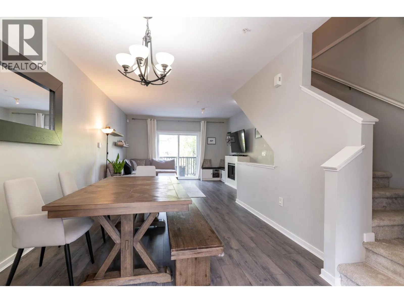 34 11067 BARNSTON VIEW ROAD