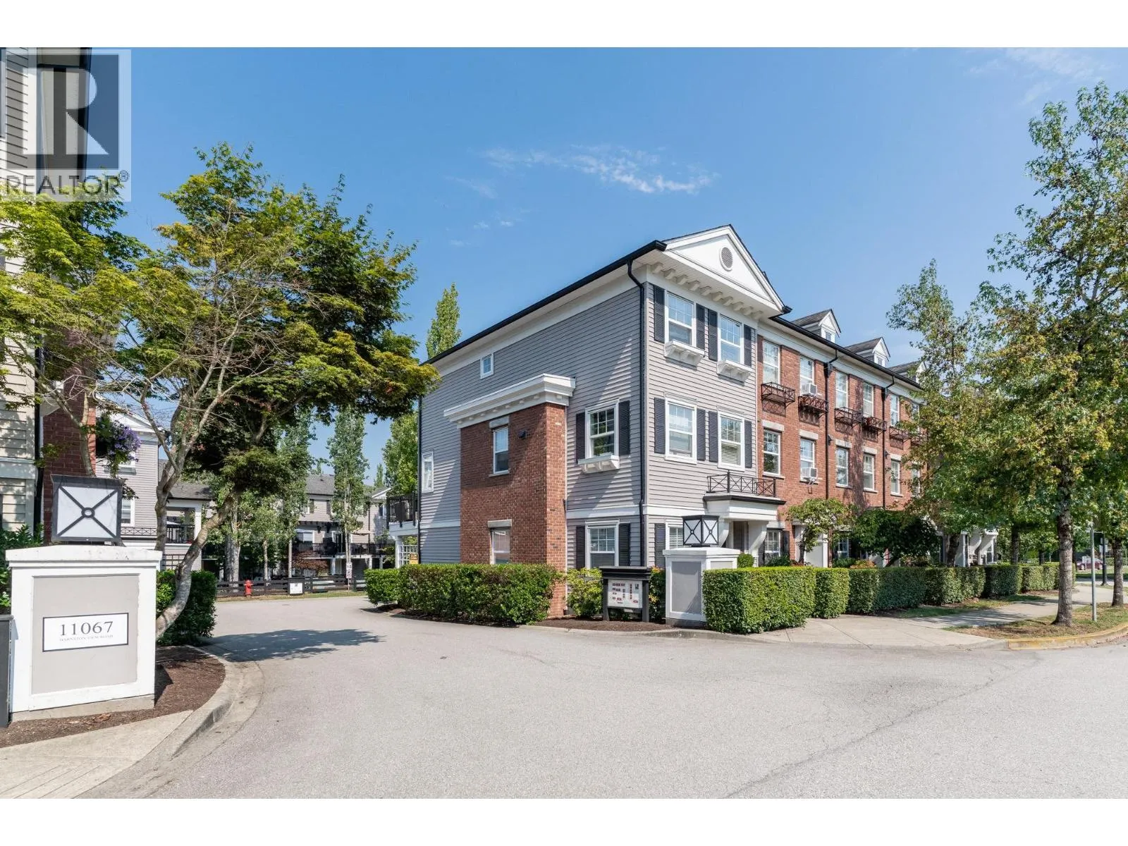 34 11067 BARNSTON VIEW ROAD