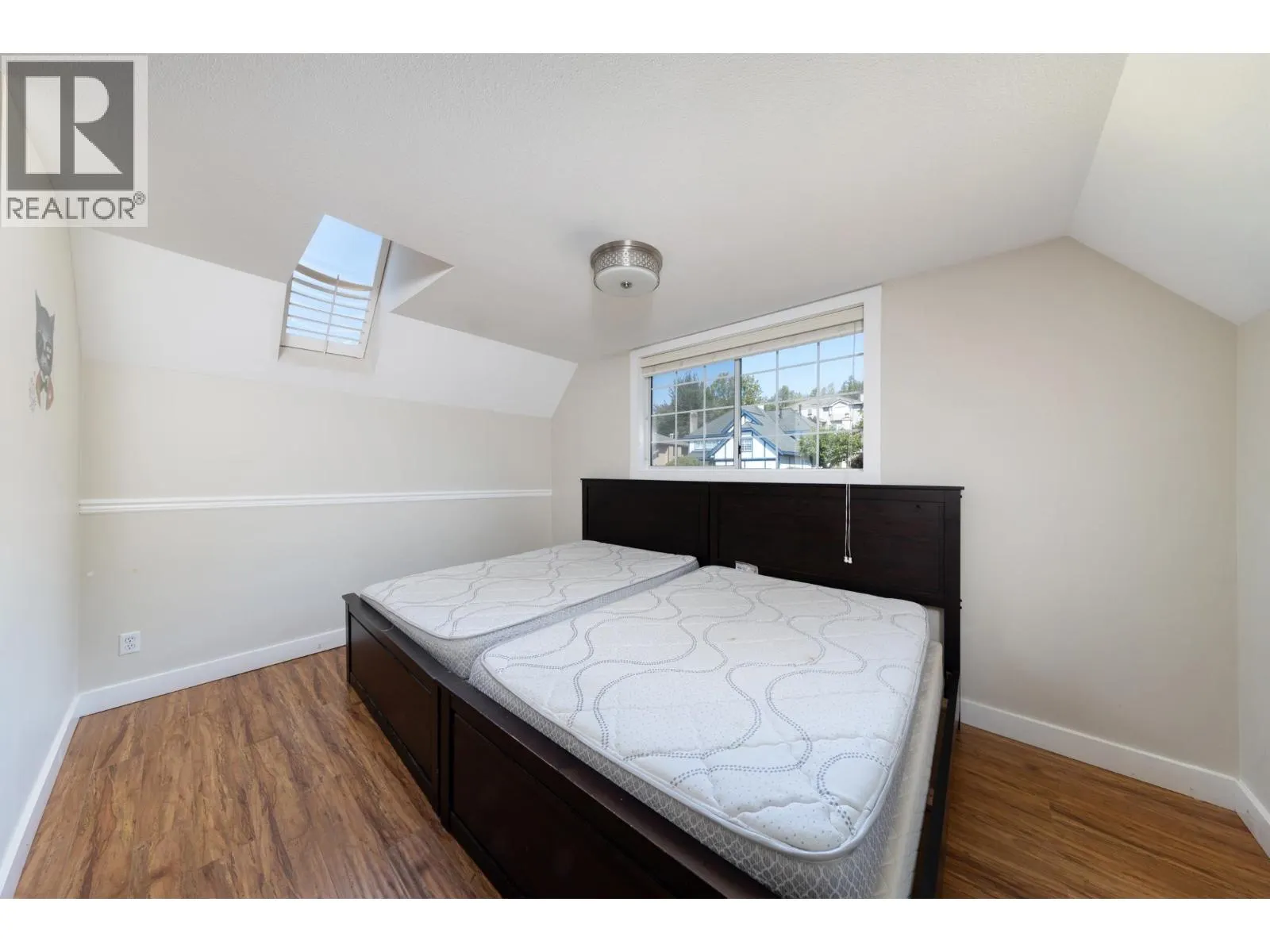 2562 FUCHSIA PLACE