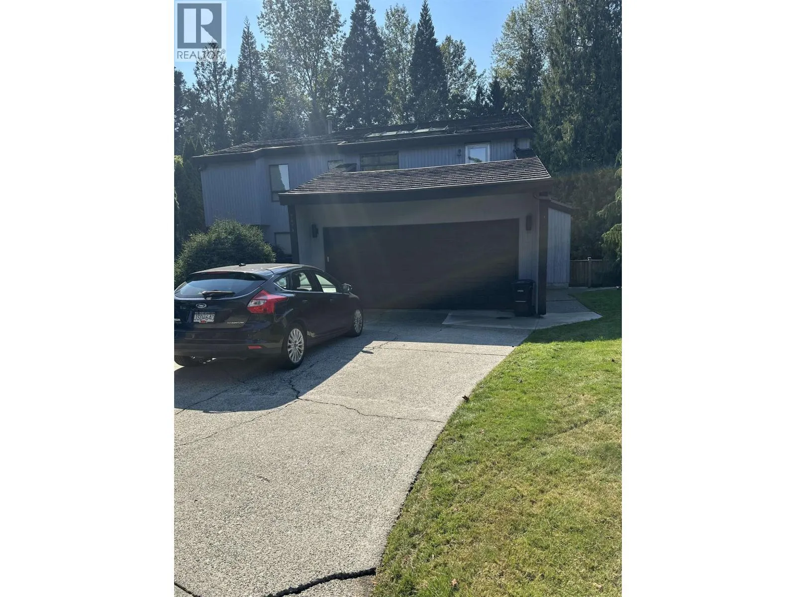 7873 WOODHURST DRIVE