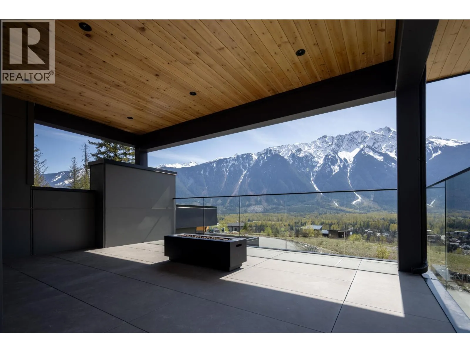 1608 SISQA PEAK DRIVE