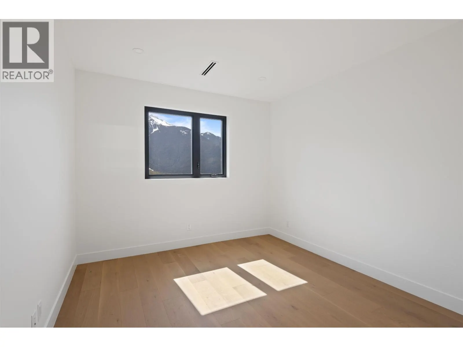 1608 SISQA PEAK DRIVE