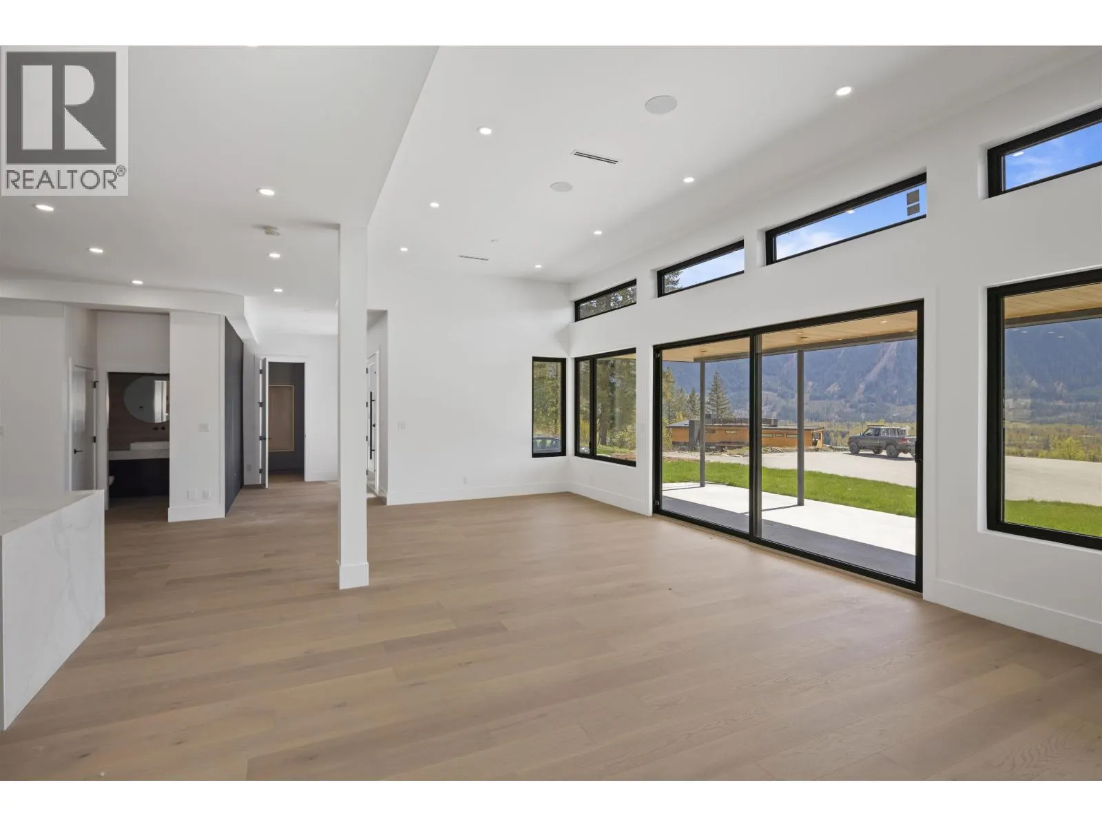 1608 SISQA PEAK DRIVE