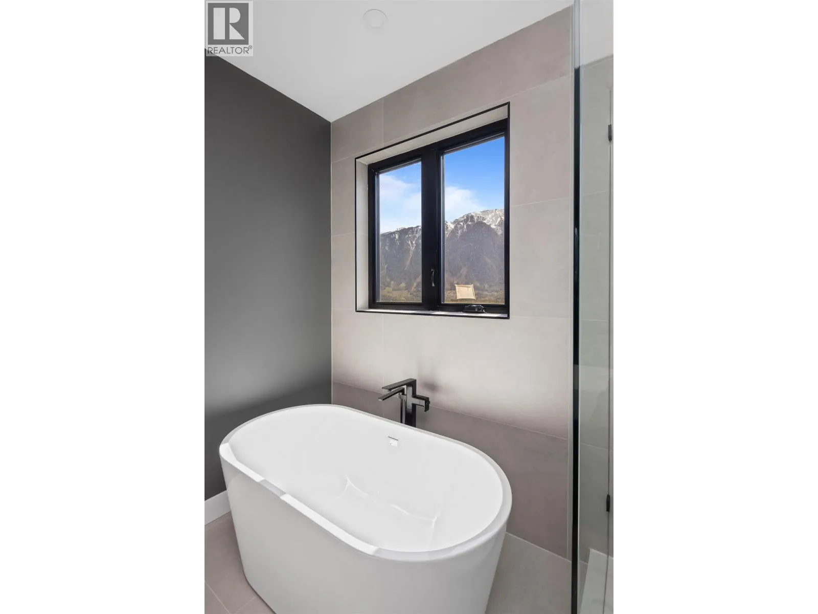1608 SISQA PEAK DRIVE