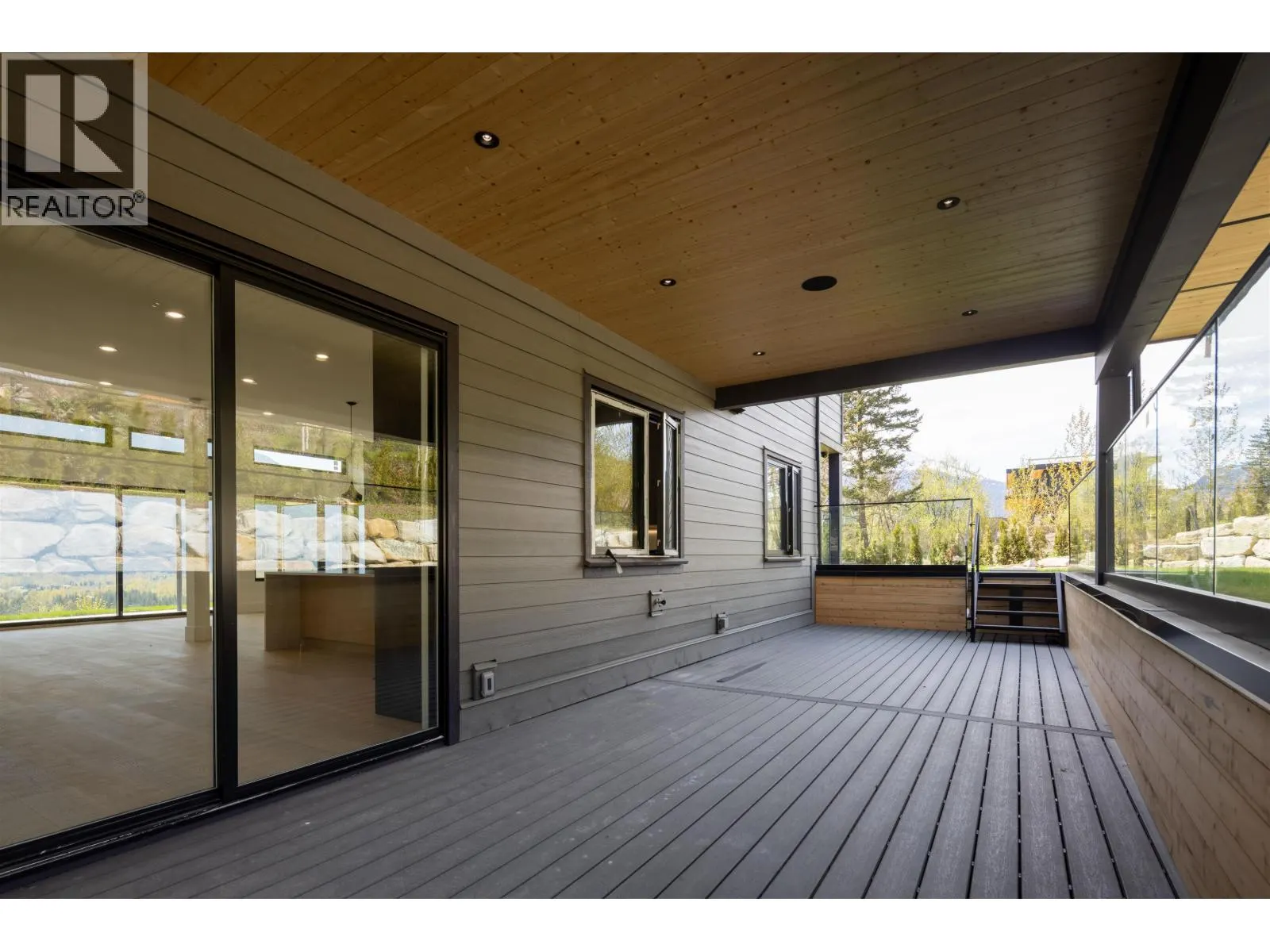 1608 SISQA PEAK DRIVE
