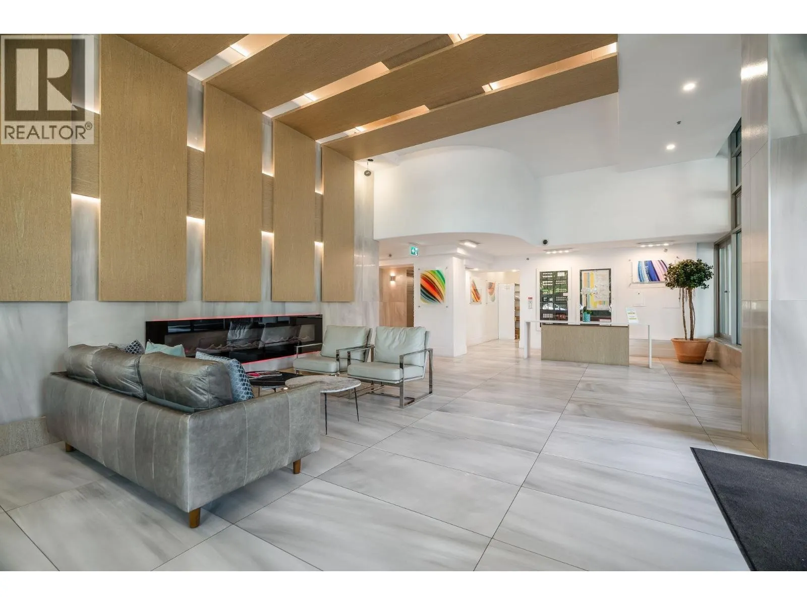 2507 1328 W W PENDER STREET