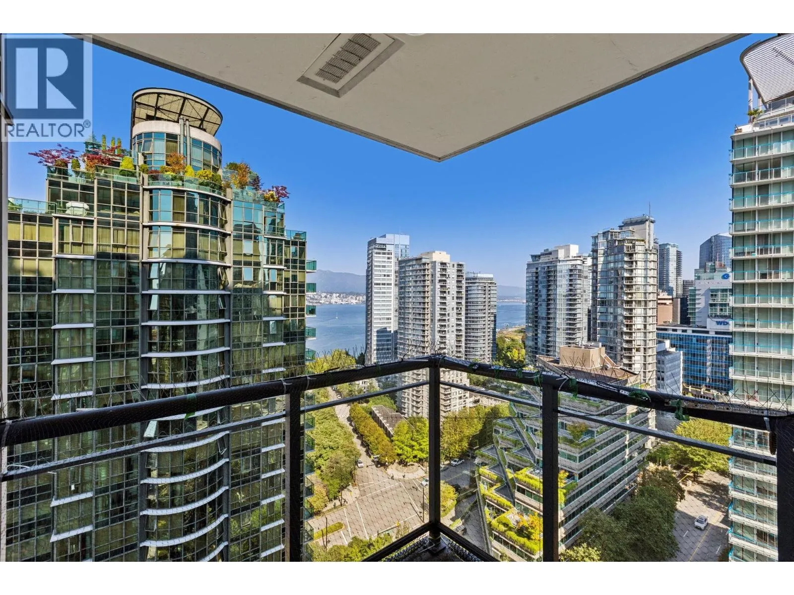 2507 1328 W W PENDER STREET