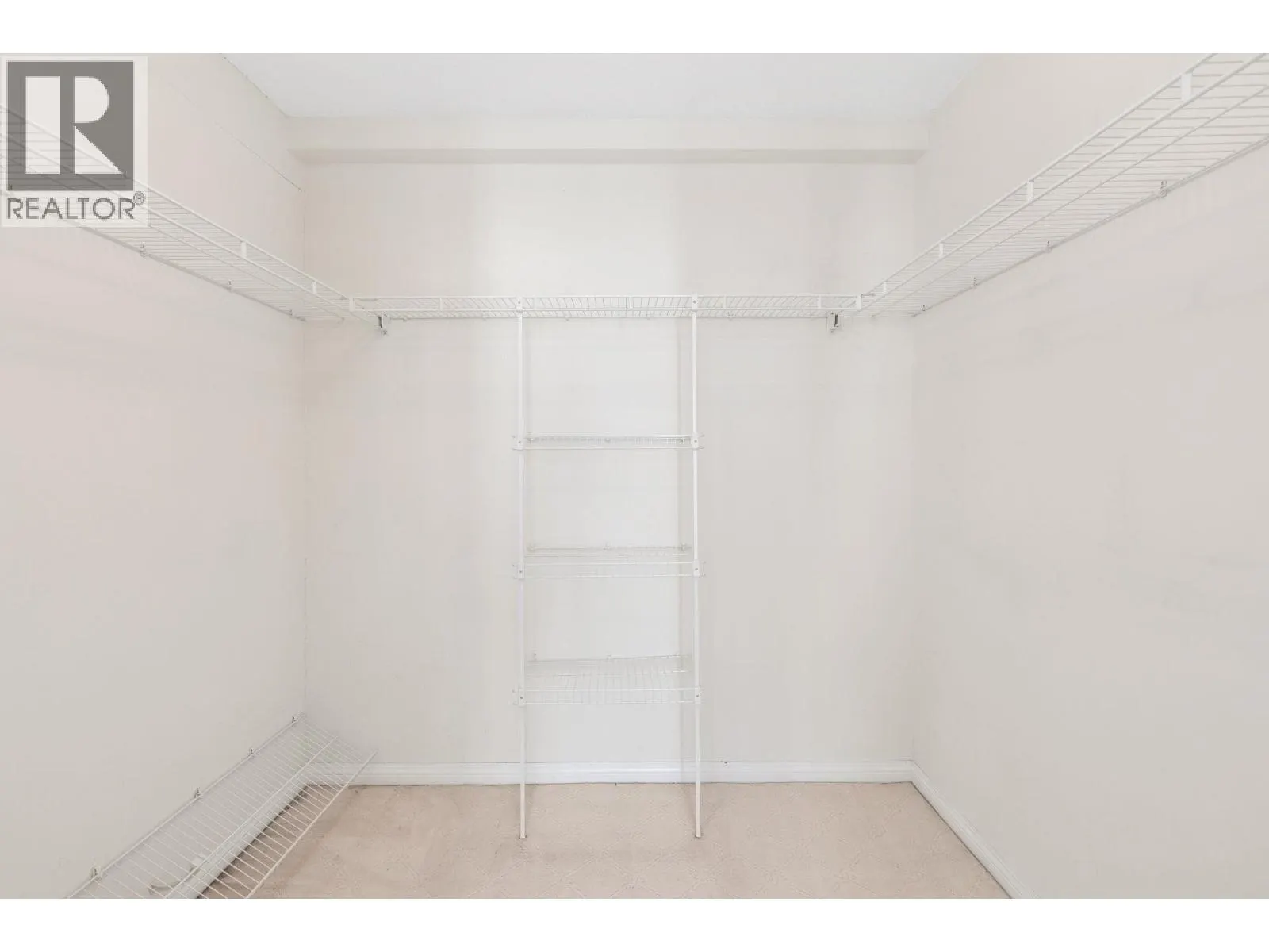 2507 1328 W W PENDER STREET