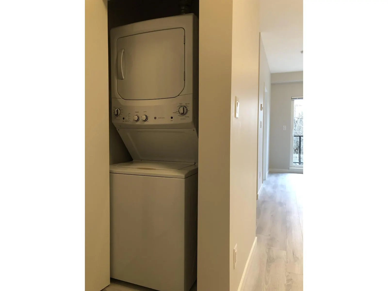 521 13768 108 AVENUE