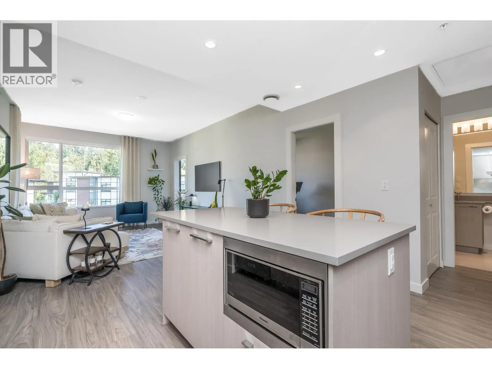 508 6438 BYRNEPARK DRIVE