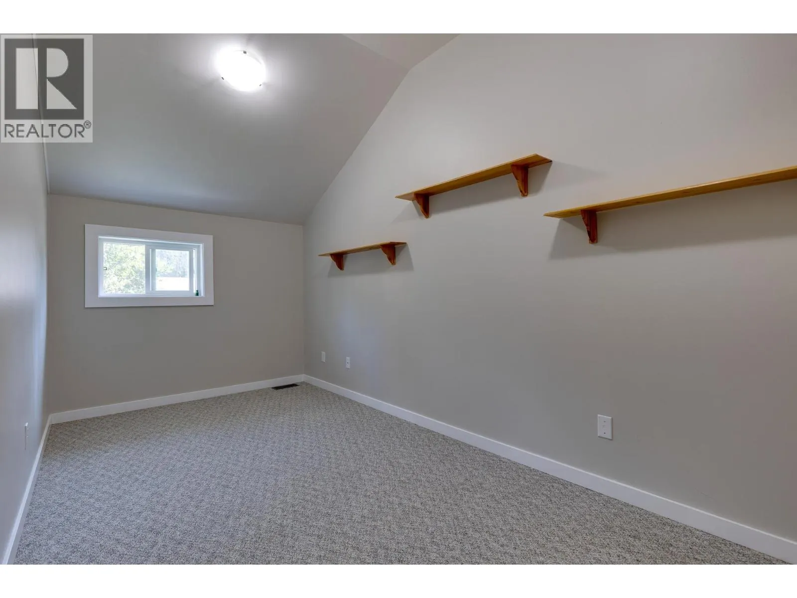 2871 MEYER ROAD