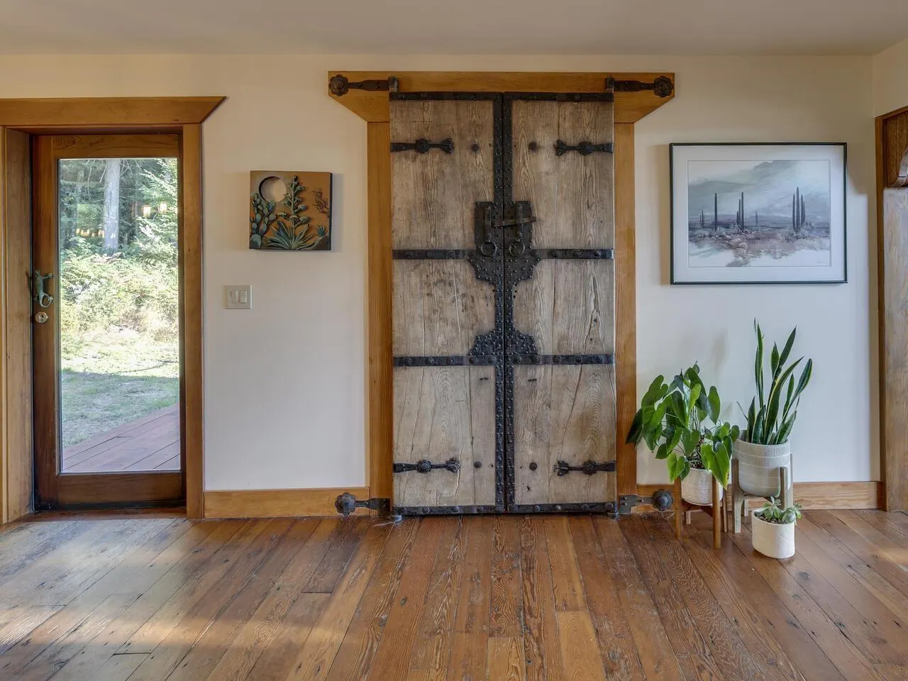 11038 GREENWOOD DRIVE