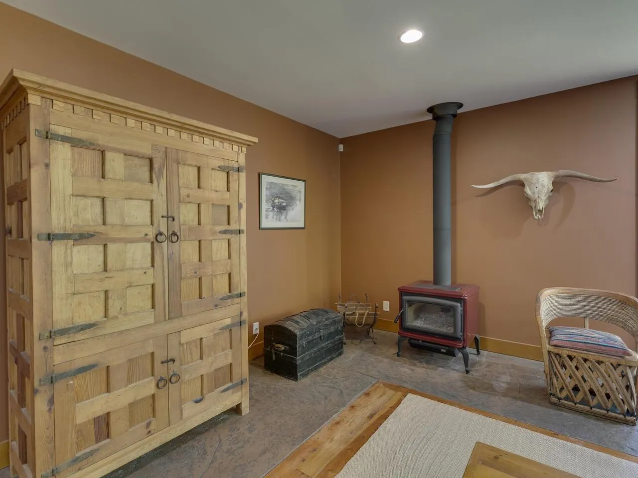 11038 GREENWOOD DRIVE