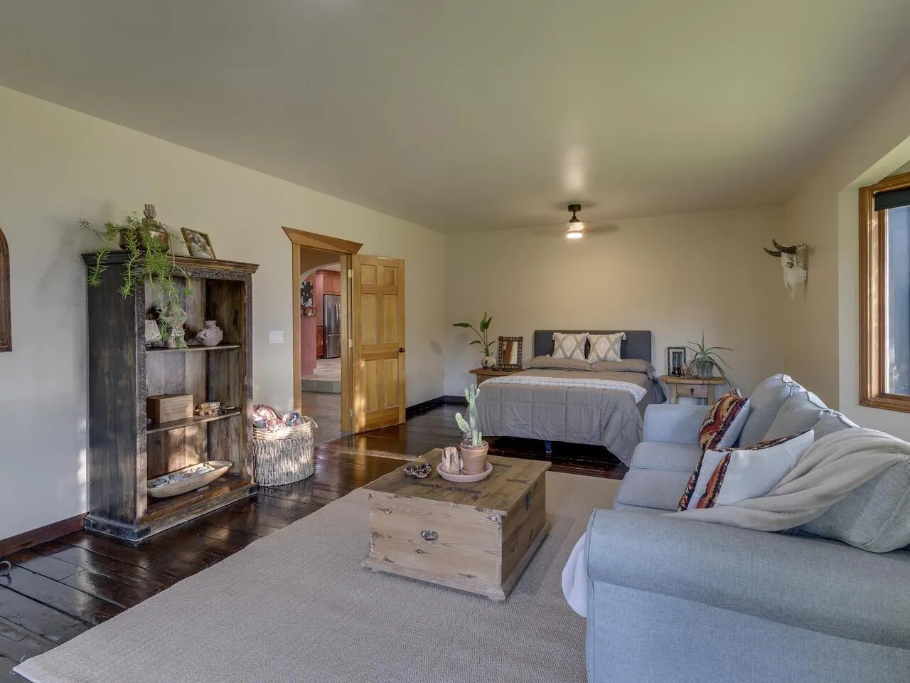 11038 GREENWOOD DRIVE