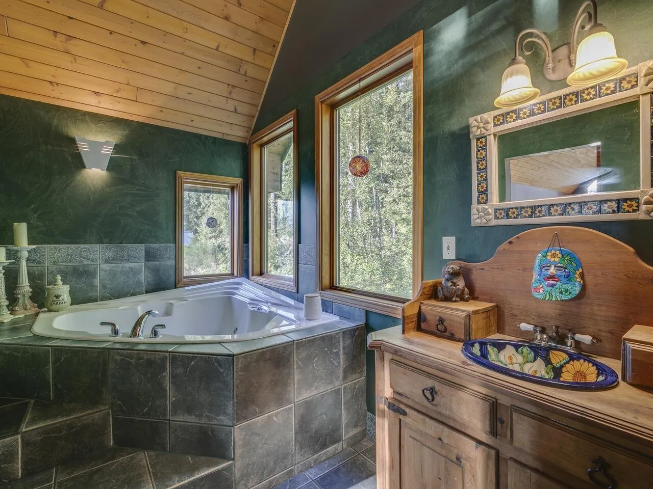 11038 GREENWOOD DRIVE