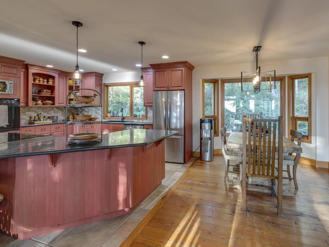 11038 GREENWOOD DRIVE