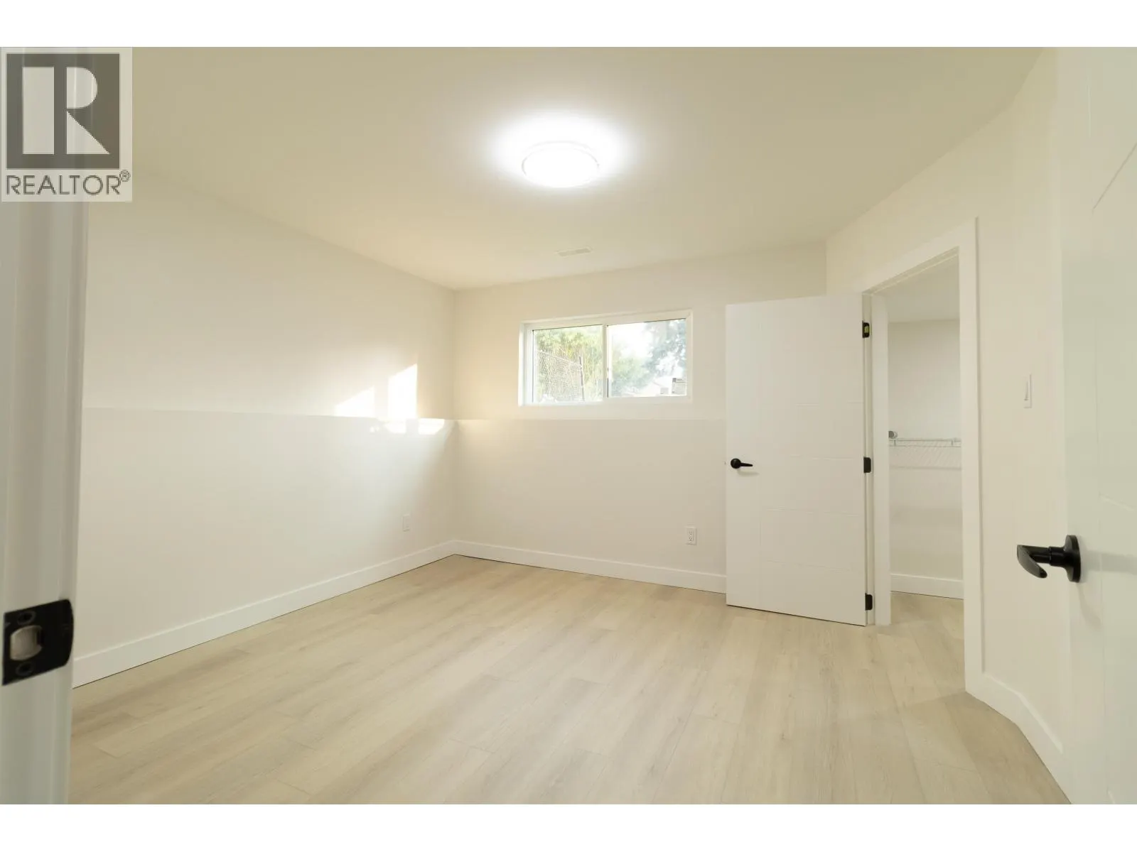 1980 12TH AVENUE