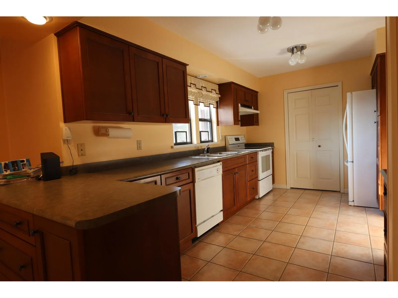 2241 BEVAN CRESCENT