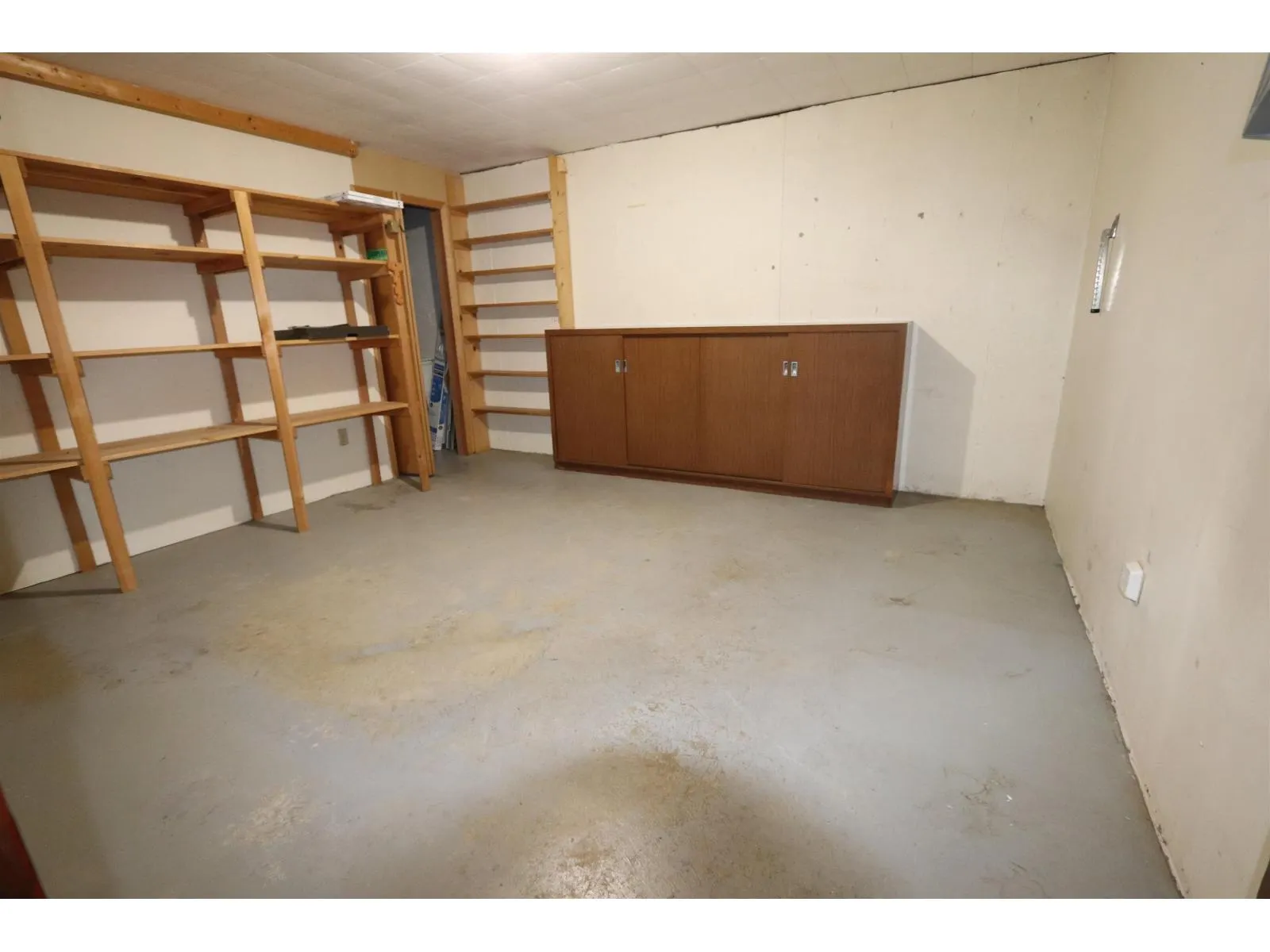 2241 BEVAN CRESCENT