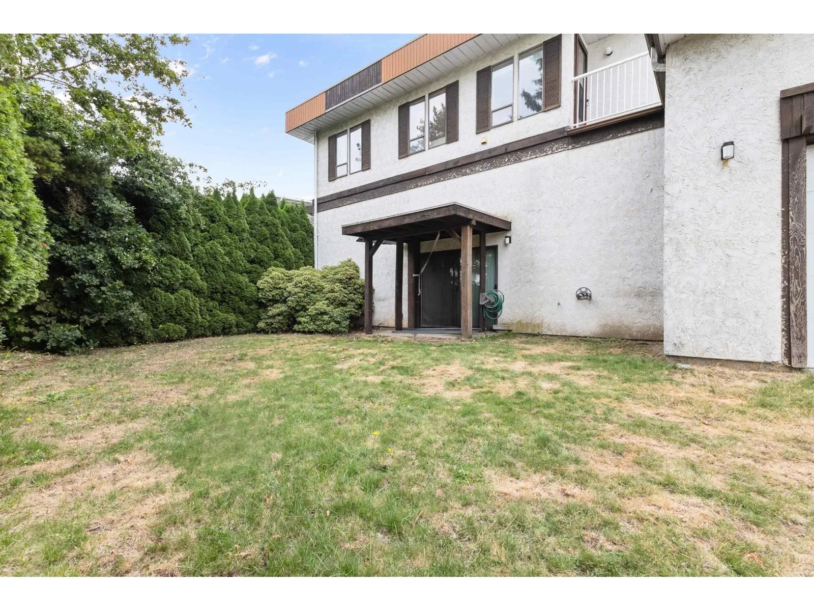 2241 BEVAN CRESCENT