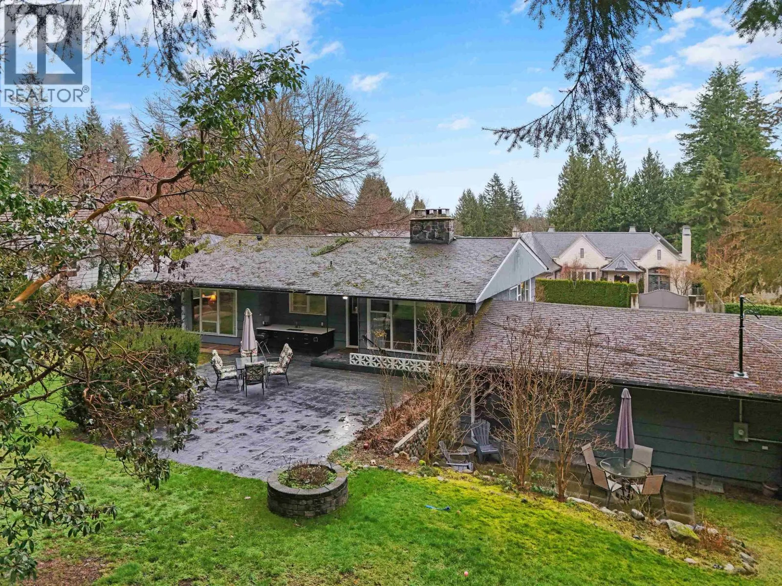 385 STEVENS DRIVE