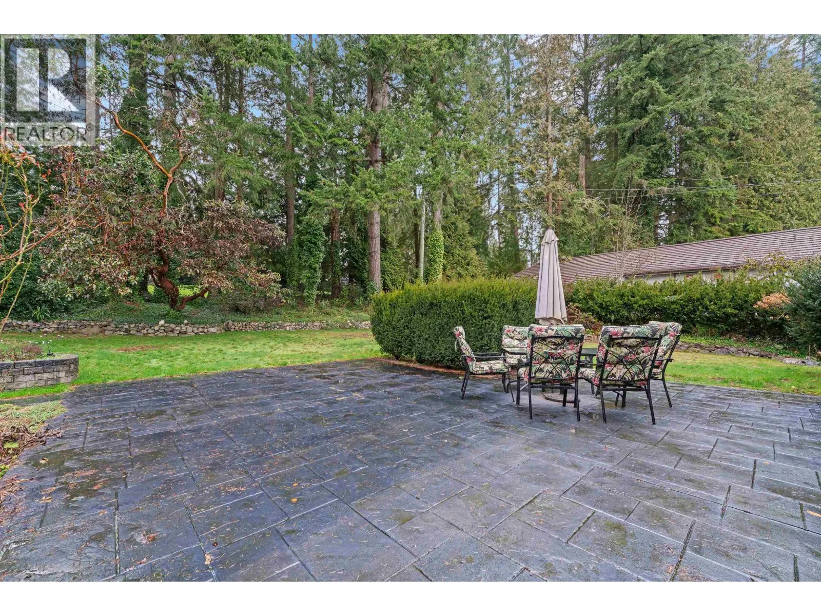 385 STEVENS DRIVE