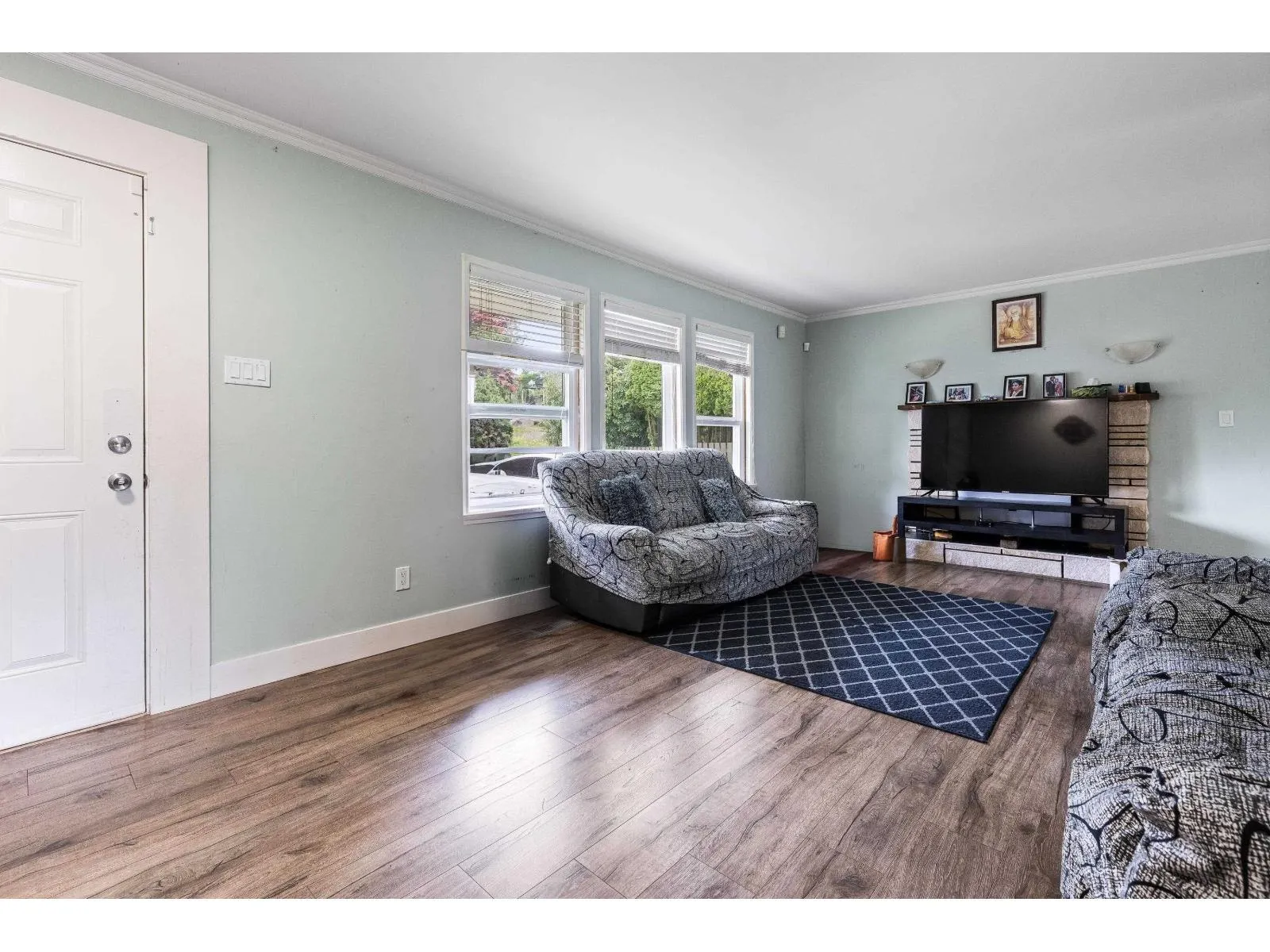 2519 MAGNOLIA CRESCENT