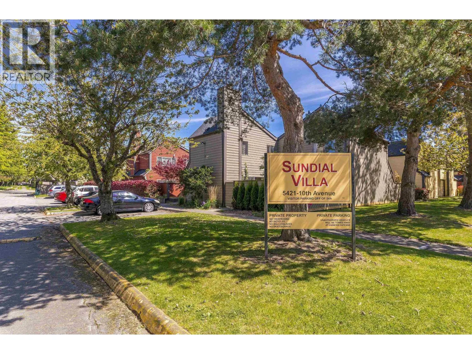 252 5421 10 AVENUE