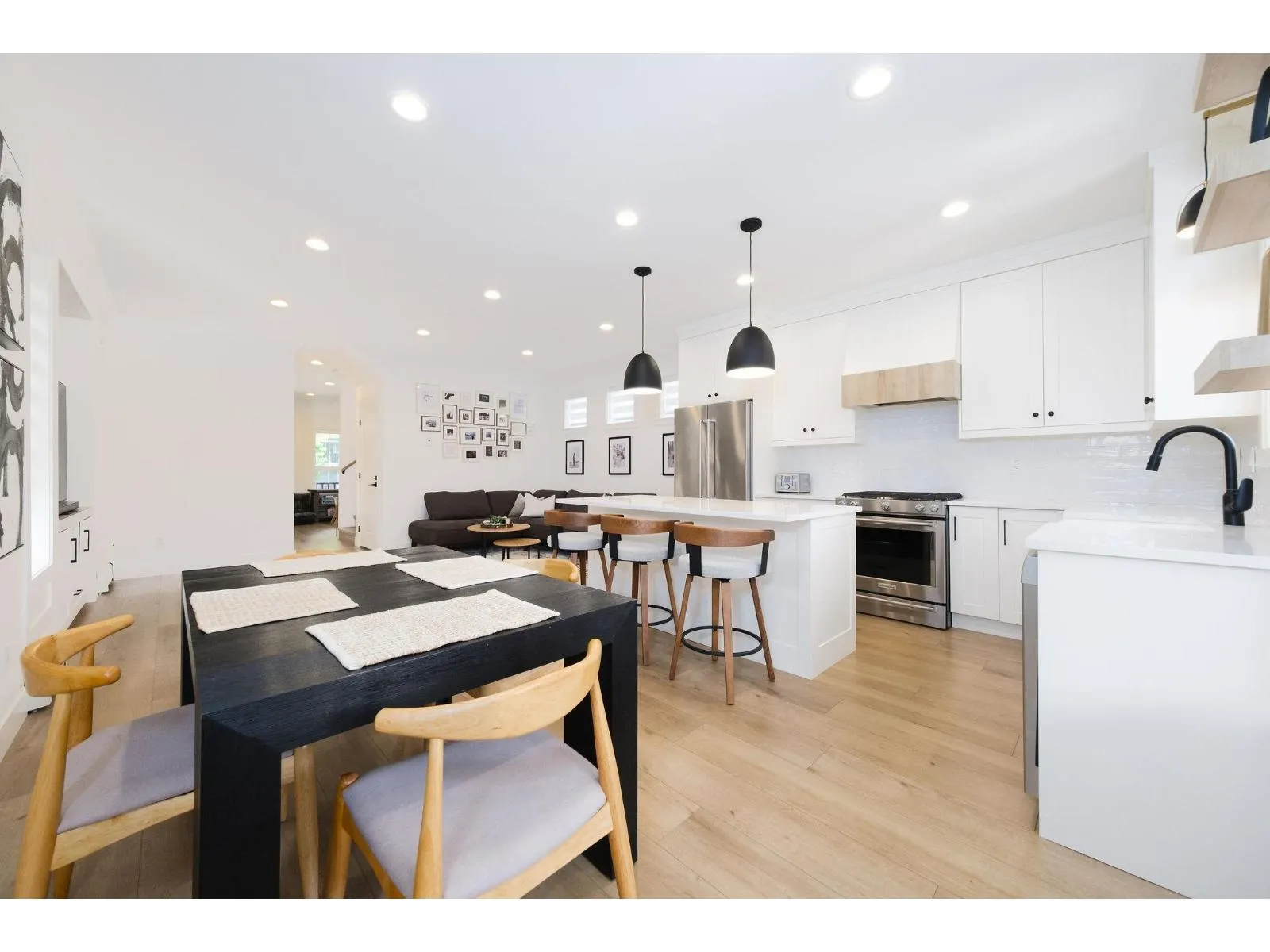 15022 60 AVENUE