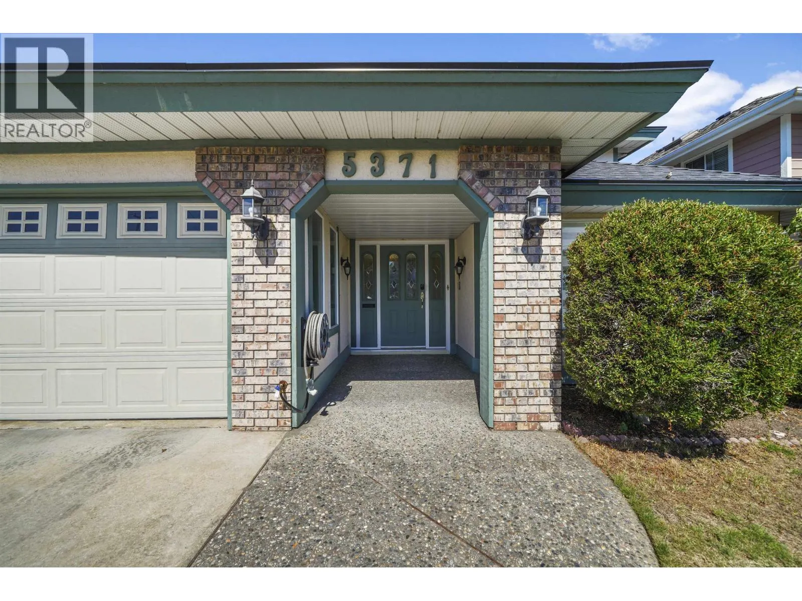 5371 MAPLE ROAD