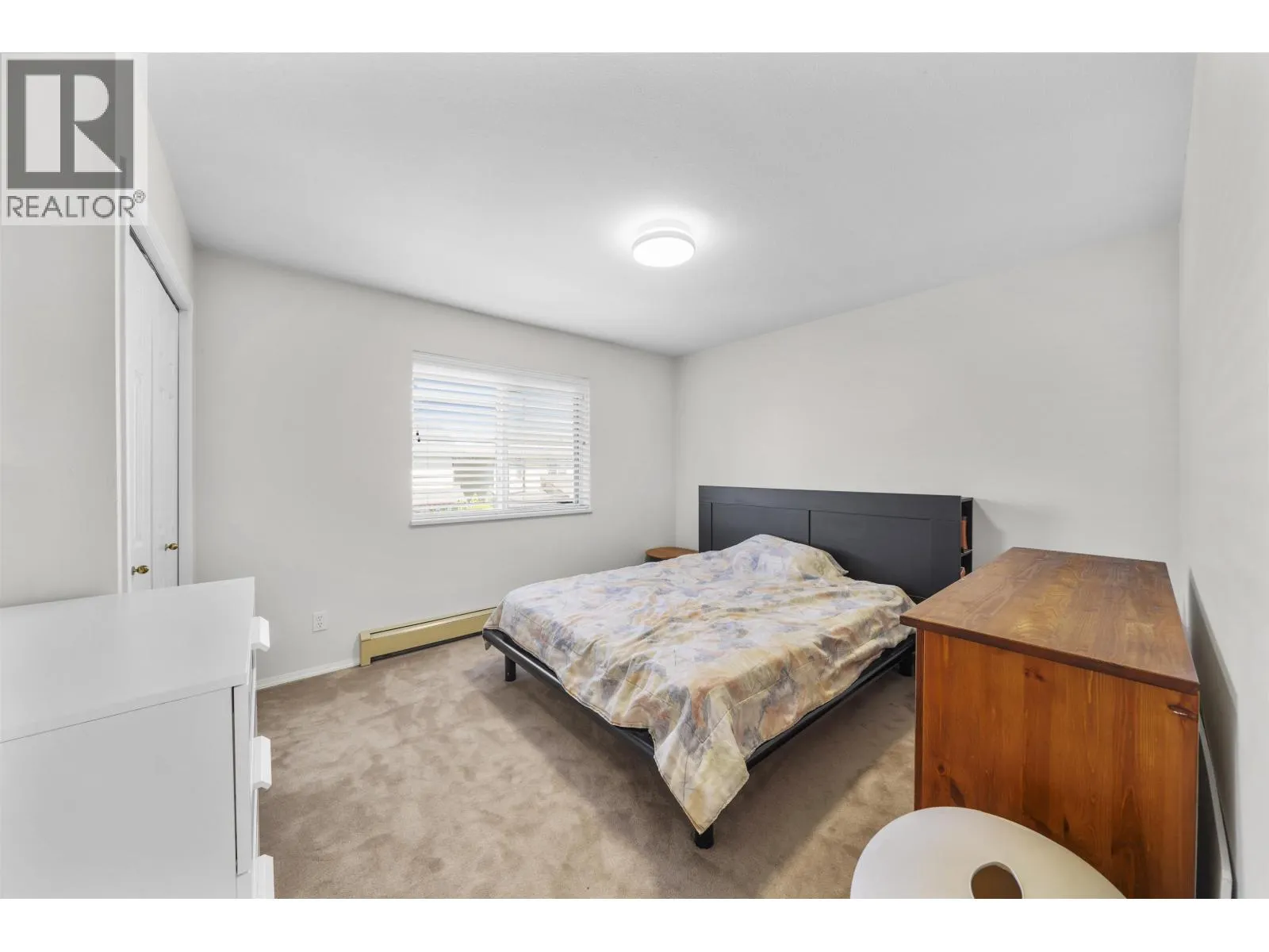 5371 MAPLE ROAD