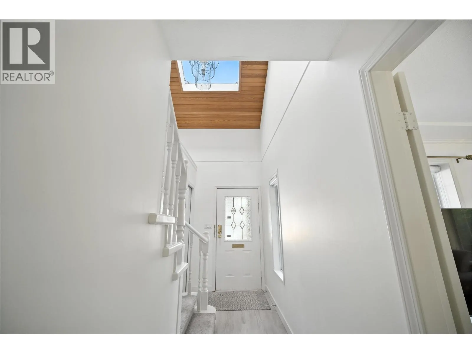 1 4411 WILLIAMS ROAD