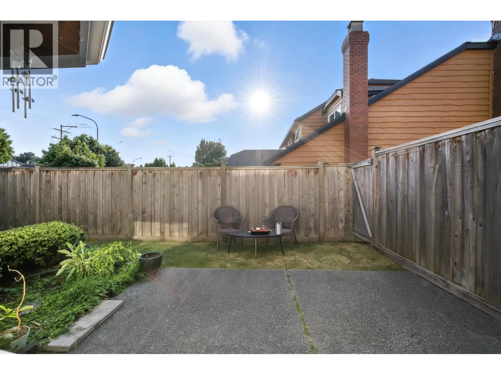 1 4411 WILLIAMS ROAD