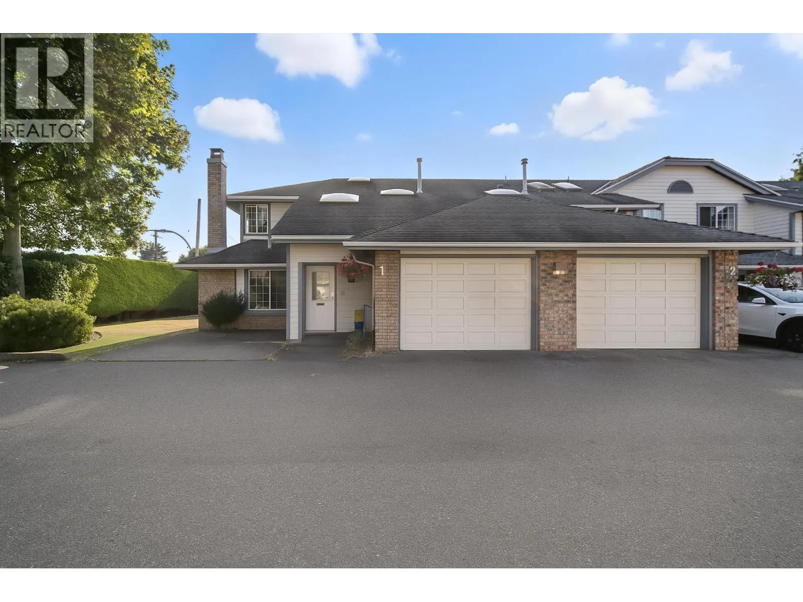 1 4411 WILLIAMS ROAD