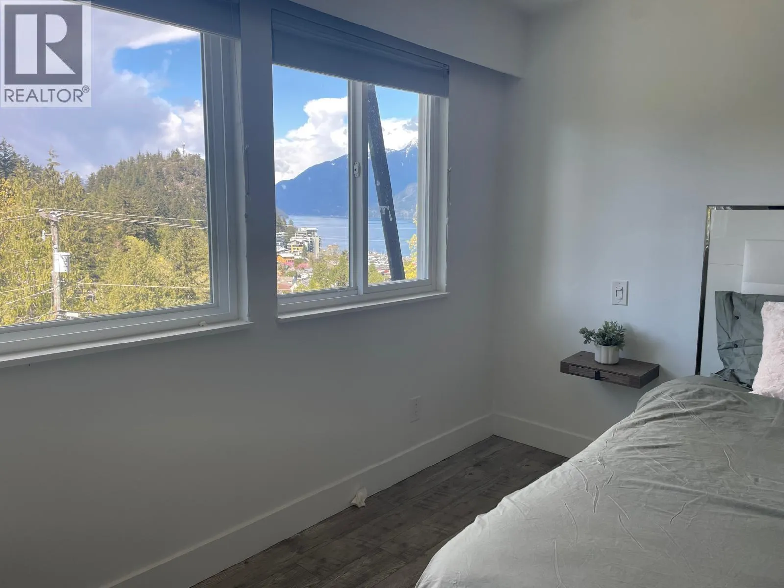 6446 MARINE DRIVE