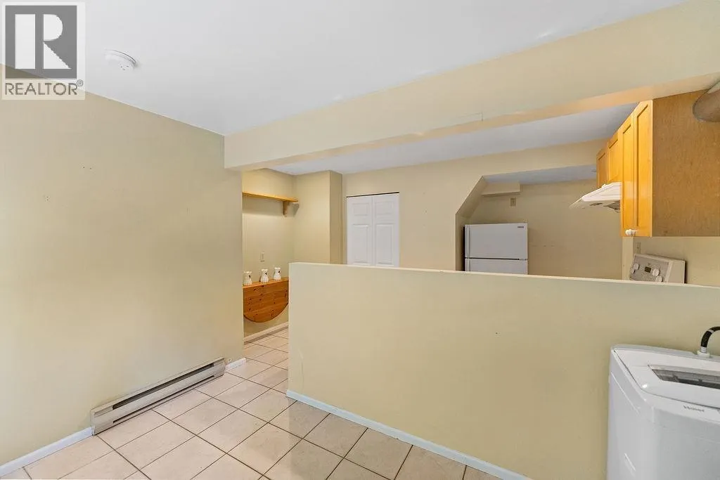 4393 GLENCANYON DRIVE