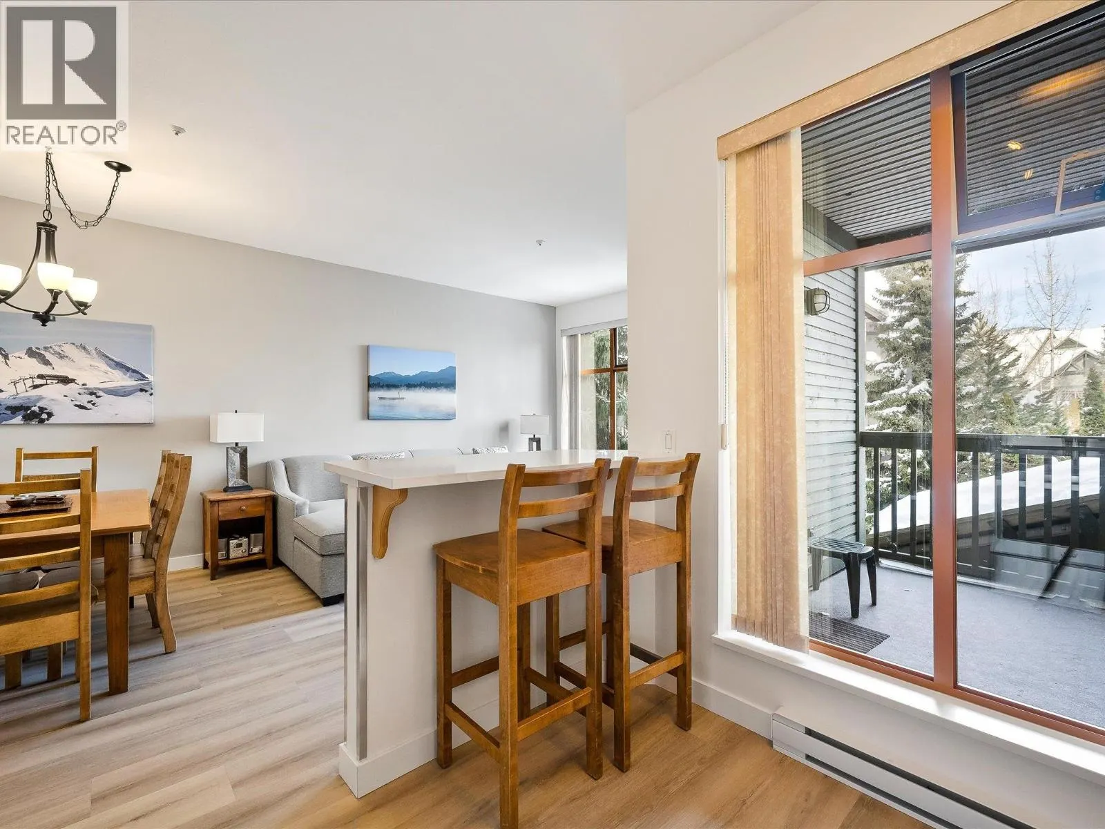 30 (50) 4355 NORTHLANDS BOULEVARD