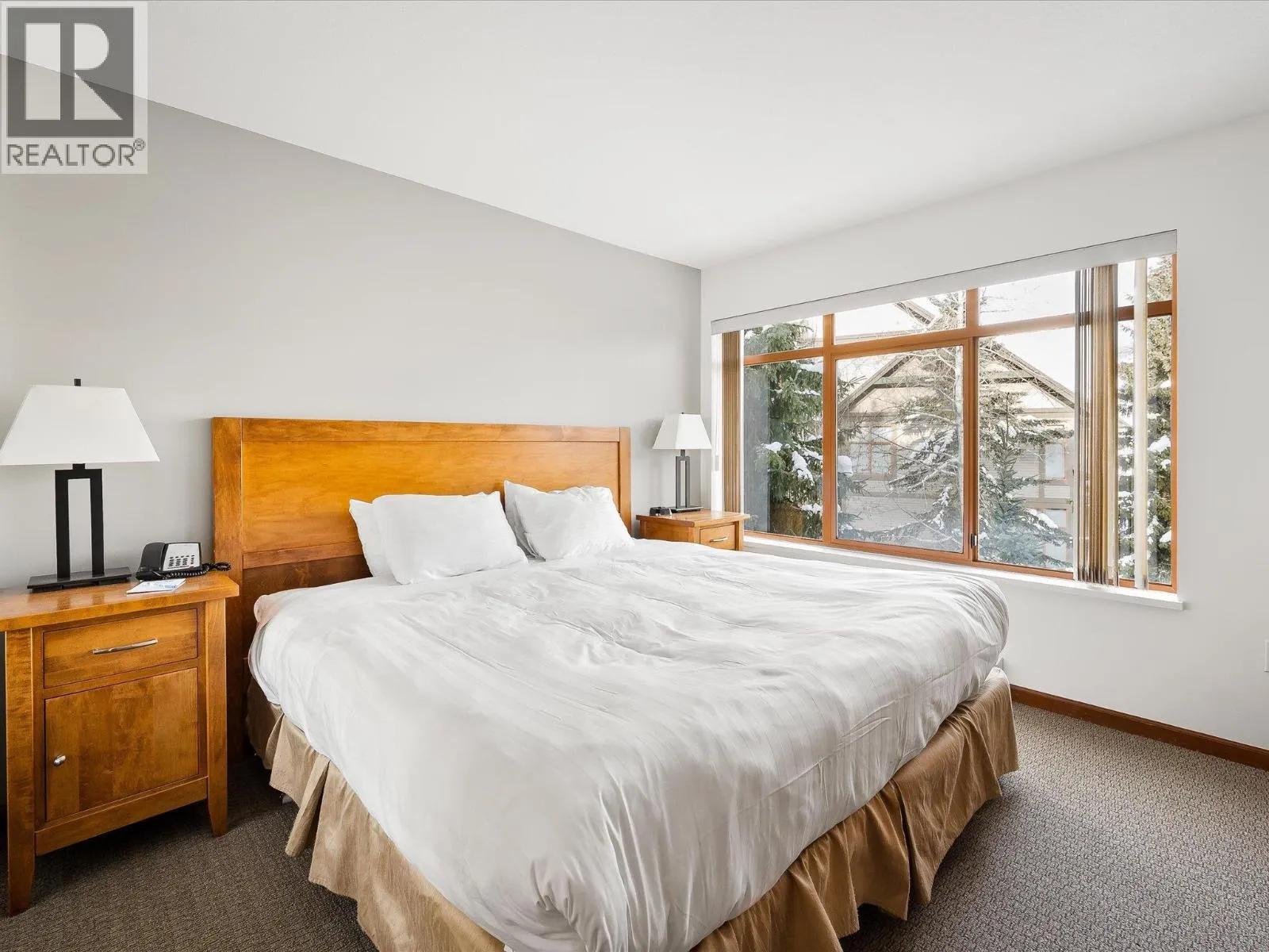 30 (50) 4355 NORTHLANDS BOULEVARD