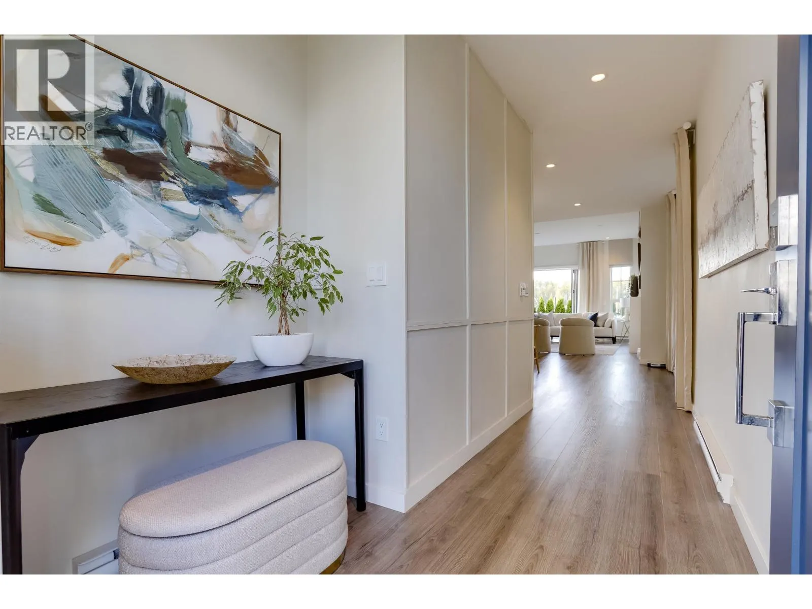 100 5311 ADMIRAL WAY