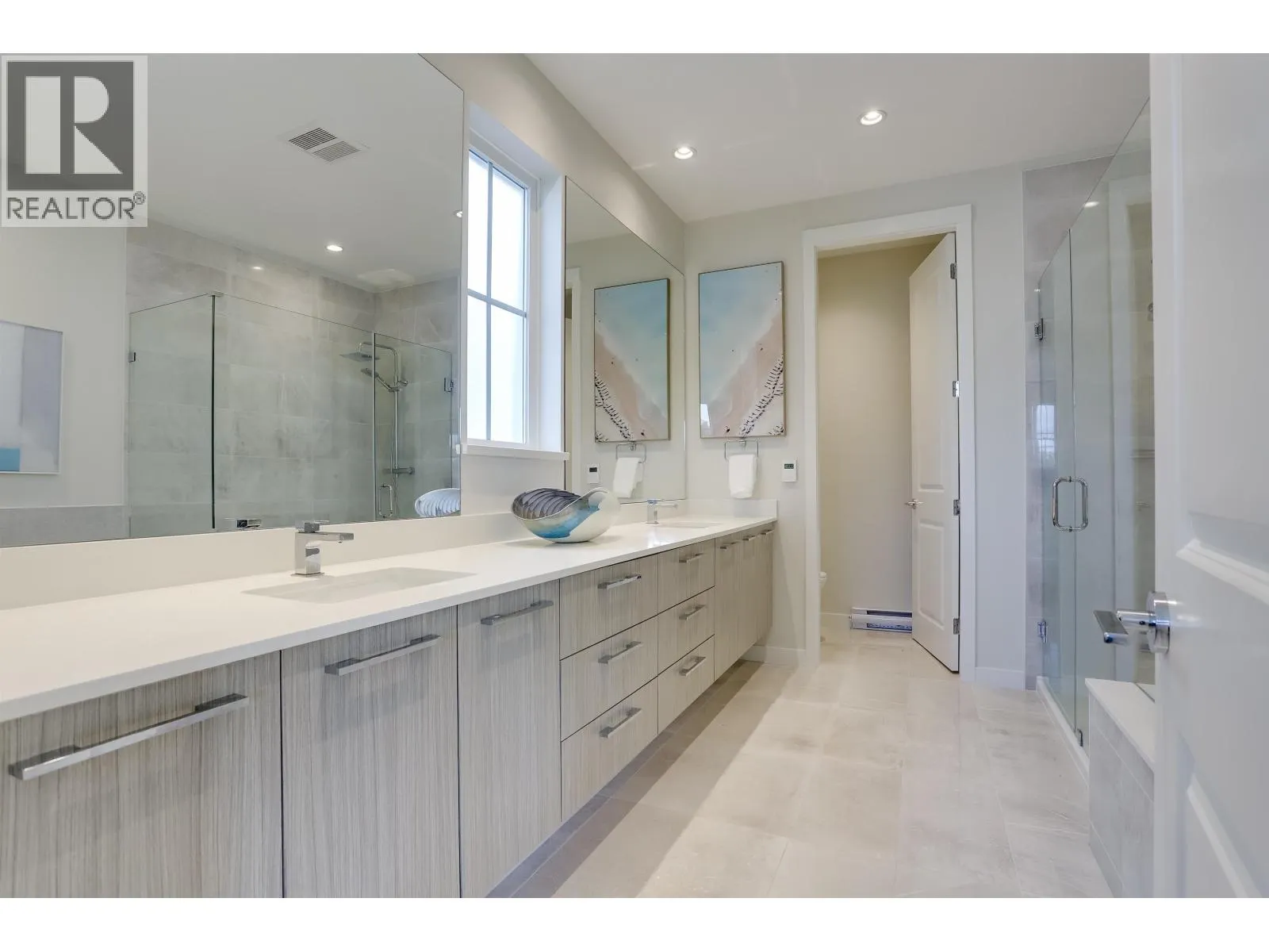 100 5311 ADMIRAL WAY