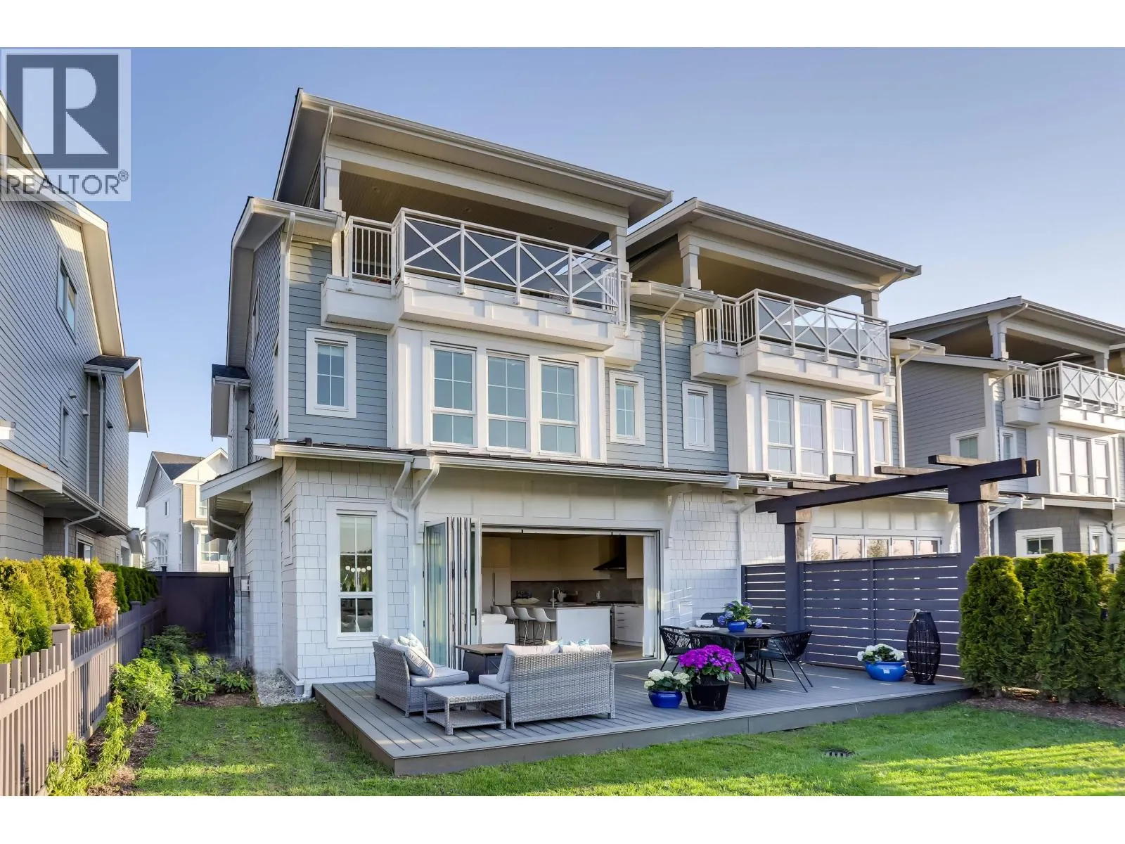 100 5311 ADMIRAL WAY